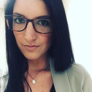 Meet your Posher, Alyssa